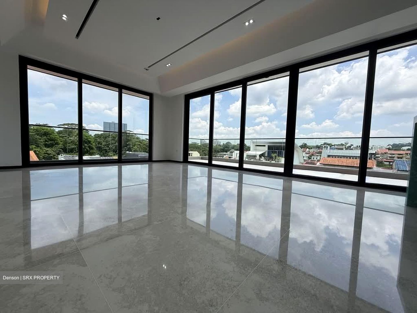 Lorong Kismis (D21), Semi-Detached #565049601